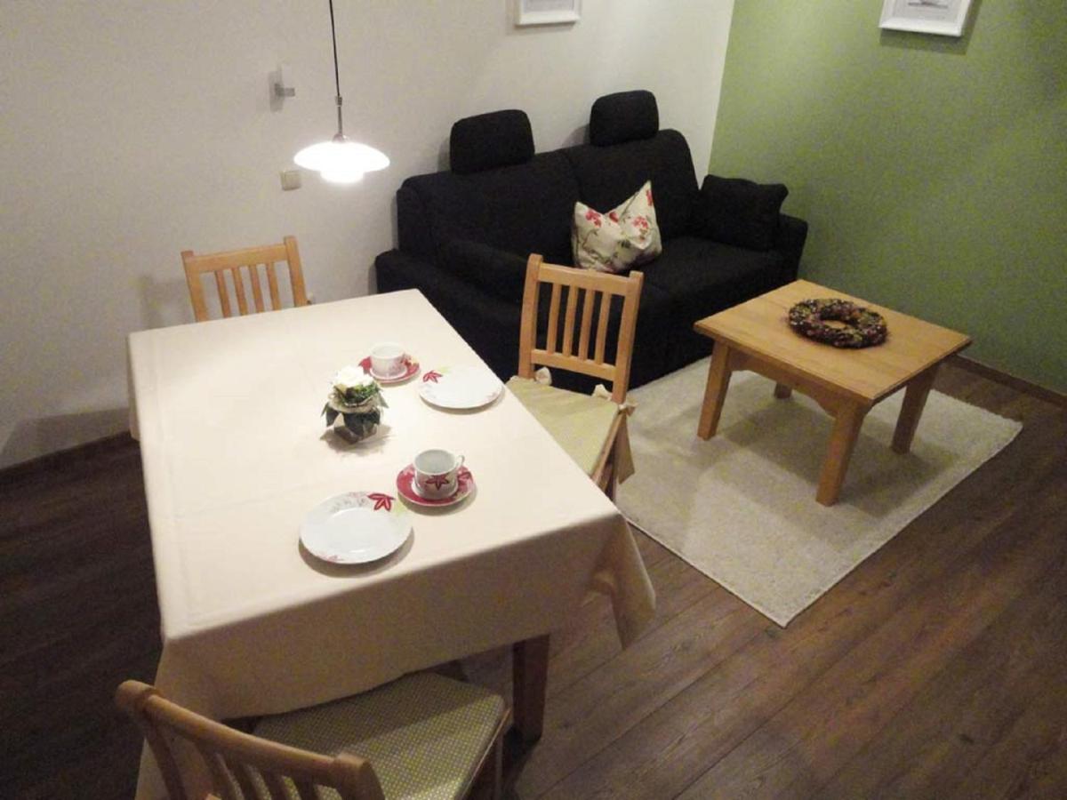 Kirschner Apartment